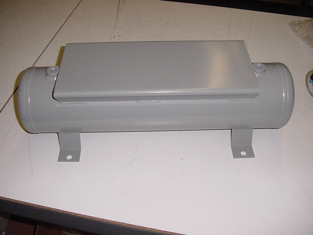 6" x 25" Air Tank w/ legs and platform - B 2243