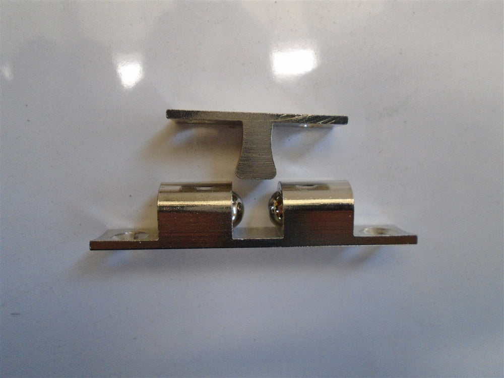 Ball Catch, 2.75" overall - UH-96170