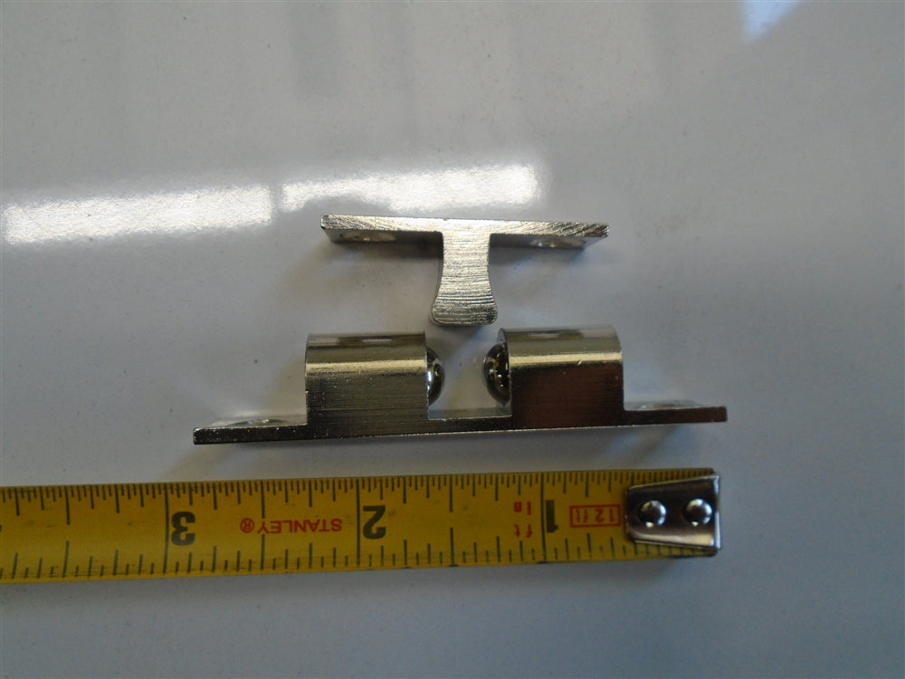 Ball Catch, 2.75" overall - UH-96170